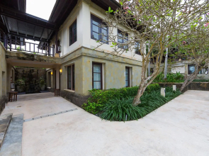 Nirwana Villa Estate