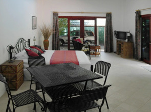 Chaweng Lakeview Residence