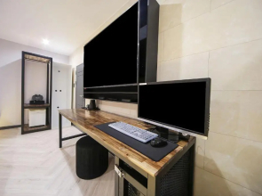 Masan First Class Hotel