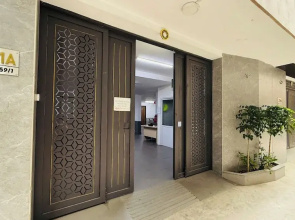 Era Apartment Khuc Thua Du