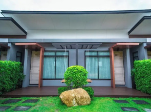 Chatnipa Beach Resort