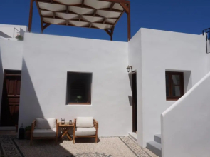 Elegant-Lindian Villa Marietta