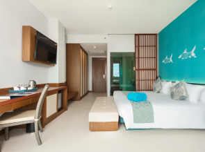 Курортный отель Fishermen's Harbour Urban Resort