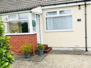 Bungalow Stay in Morpeth Close to Transport Links