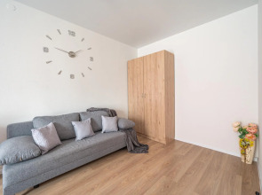 Хорошего дня на проспекте Космонавтов 11В