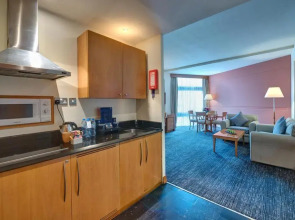 J5 Hotels Port Saeed