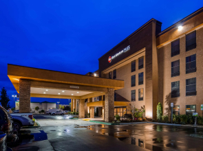 Best Western Plus Fresno Airport Hotel