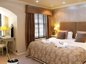 Langtry Manor Hotel
