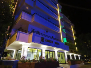 Kadeer Hotel