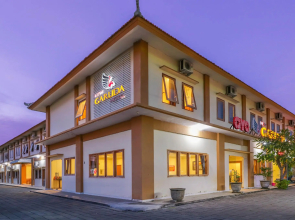 OYO 1117 New Garuda Hotel