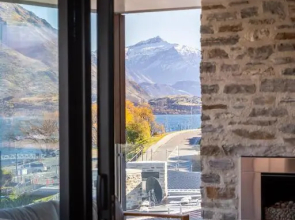 Spinnaker Apartment 5 - Christchurch Holiday Homes