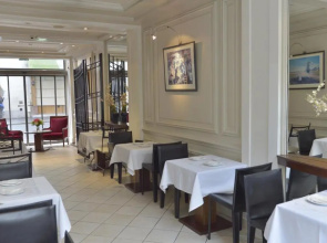 Hotel Unic Renoir Saint Germain