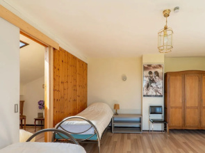 Holiday Home Les Hirondelle for 8 Persons