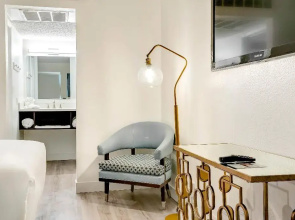 Downtowner Boutique Hotel