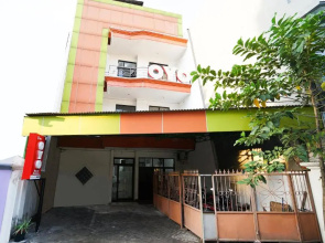 OYO 485 Marcello Residence