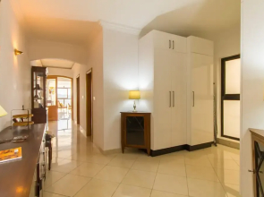 Magnificent Seafront Apartment Sliema