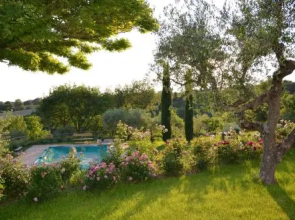 Umbrian Holiday on the enchanting hills of Todi!