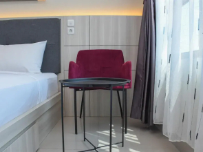 Simple And Comfort Studio At Springlake Summarecon Bekasi Apartment