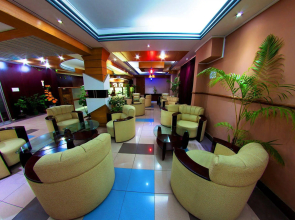 Hotel Tropical Daisy