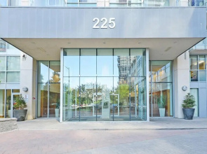 Panoramic View 2BR & 2BTH - Opp Square One Mall