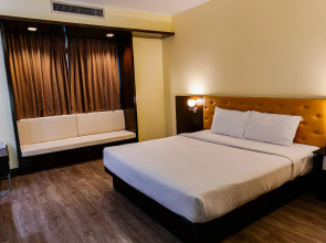 City Park Hotel