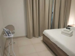 OYO HOME 1381 Premium 1 BHK With Balcony