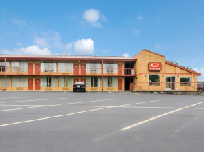 Econo Lodge Marion I-81