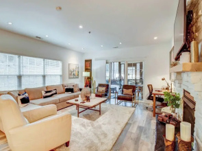 Modern Condo + Golf Course View, Near Hiking!
