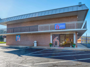 Motel 6 Perry 4860