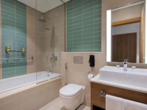 Element Al Mina, Dubai