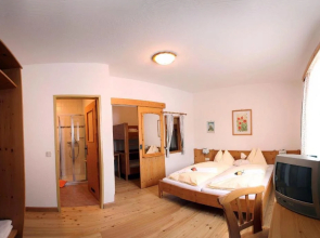 Familien- & Wanderpension Tonnerhütte