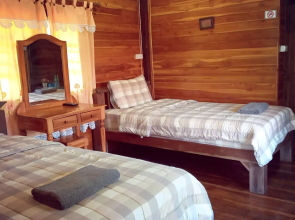 Baanraimaetha Resort