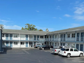 8th Street Motel