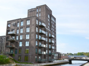 Kirk Suites