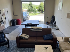 Mountain Retreat With Hot Tub, Game Room And Yard 3 Bedroom Home