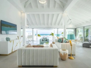 La Perla Bianca - 1 BR Beachfront Luxury Villa Offering Utmost Privacy