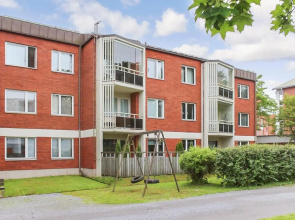 A lovely one-room apartment near the city centre.