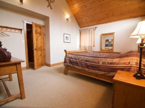 Boomerang Chalets by FCR
