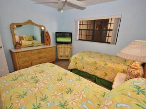 Hacienda del Sol II 413