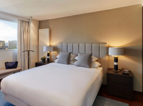 Hyatt Regency Madrid Residences