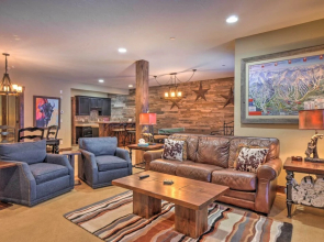 Blue River Home w/ Hot Tub, 6 Mi to Skiing!