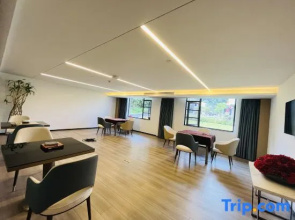 YUE.SCENERY HoTEL