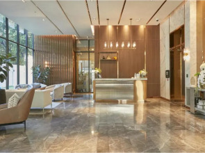 Luxury Apartment Queen Sirikit Asok Termianl 21