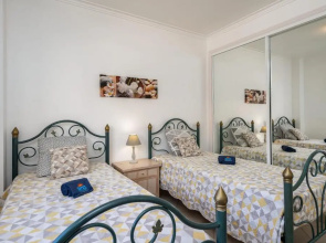 Pedra dos Bicos - Apartamento para 4 com acesso privilegiado à praia