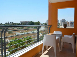 Mirabella Mackenzie 1 Bedroom Flat Sleeps 4