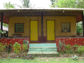 Hill Myna Beach Cottage