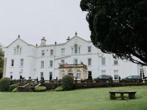Court Colman Manor