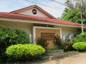 Picnic Sriracha Hotel