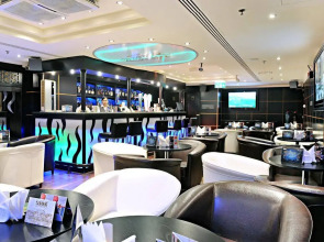 Signature Inn Deira - Free Parking