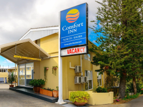 Comfort Inn North Shore Hotel